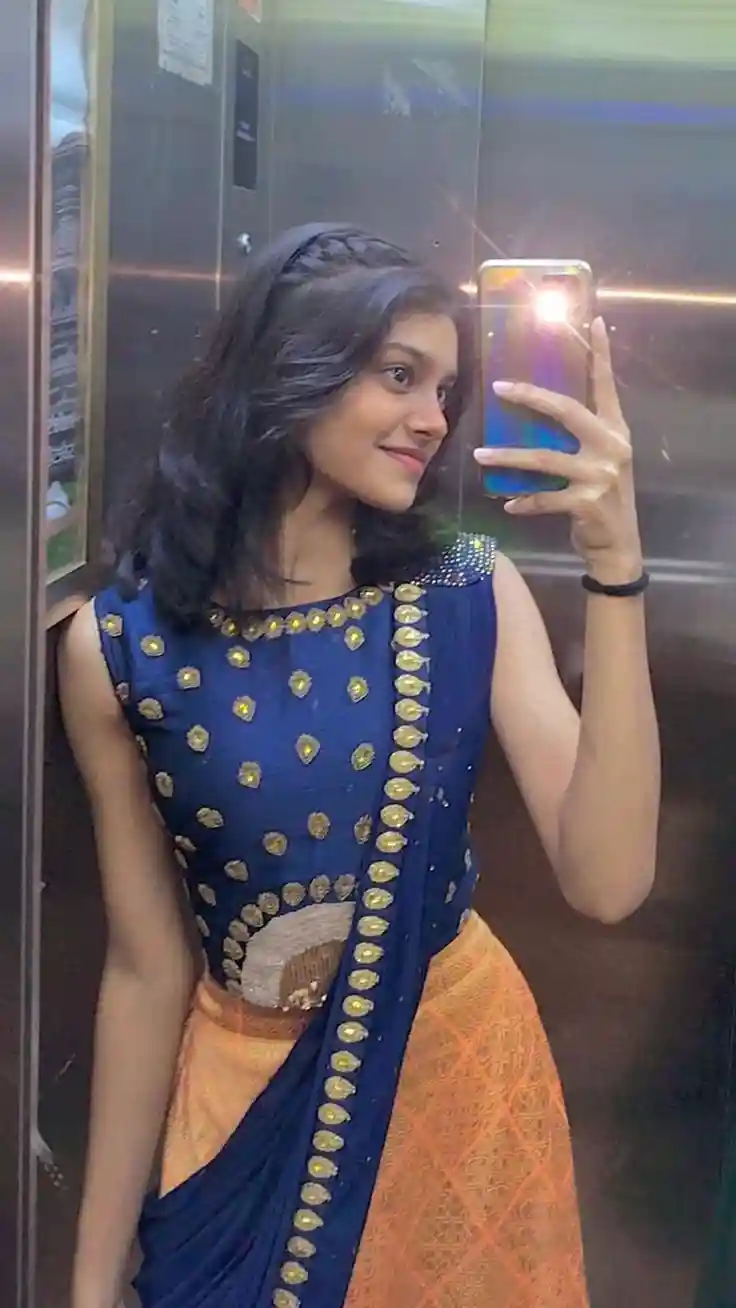instagram-cute-couple-dp instagram-cute-couple-dp