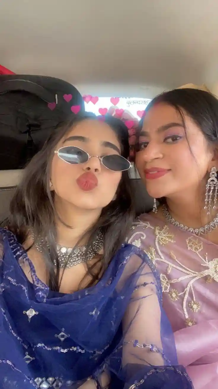 instagram-cute-couple-dp instagram-cute-couple-dp