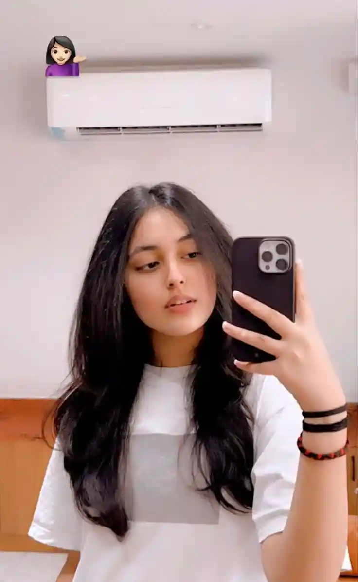 instagram-dp instagram-dp